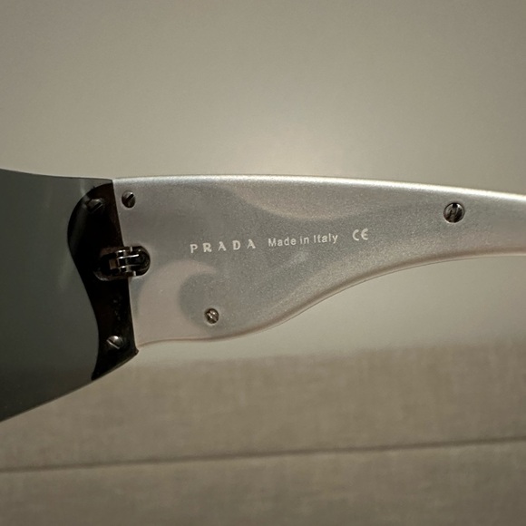 Prada Sunglasses - Picture 5 of 12